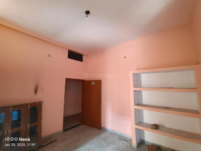 2 BHK Independent House in Maheshpur for rent Varanasi. The reference number is 16420960