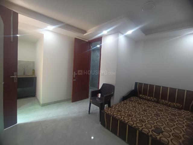 2 BHK Independent House in Malviya Nagar for rent New Delhi. The reference number is 19882748