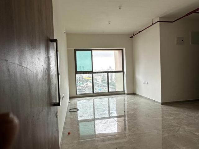 2 BHK Independent House in Malad West for rent Mumbai. The reference number is 20917229