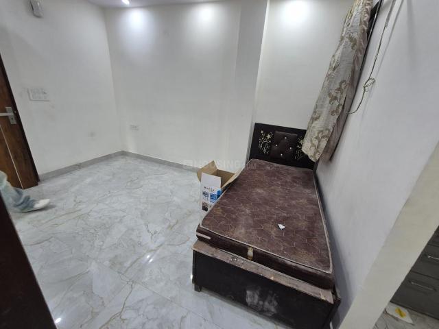 2 BHK Independent House in Masjid Moth Village for rent New Delhi. The reference number is 21259964