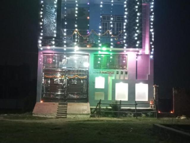 2 BHK Independent House in Matiyari for rent Lucknow. The reference number is 21375878