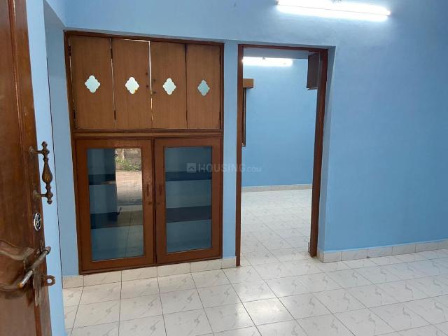 2 BHK Independent House in Medavakkam for rent Chennai. The reference number is 21183578