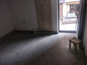 2 BHK Independent House in Model Town for rent New Delhi. The reference number is 8217547