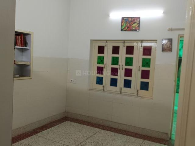 2 BHK Independent House in Model Town for rent New Delhi. The reference number is 20756334