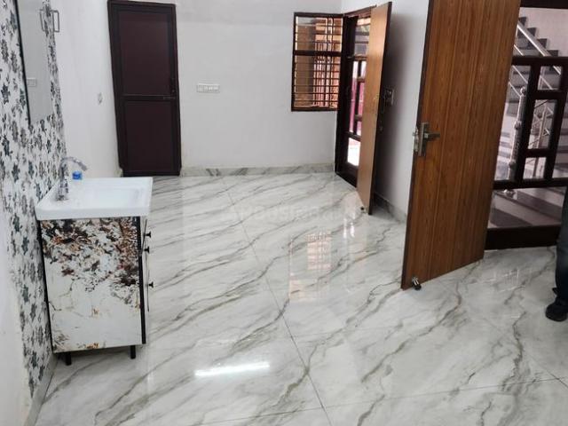 2 BHK Independent House in Model Town for rent Panipat. The reference number is 21200565