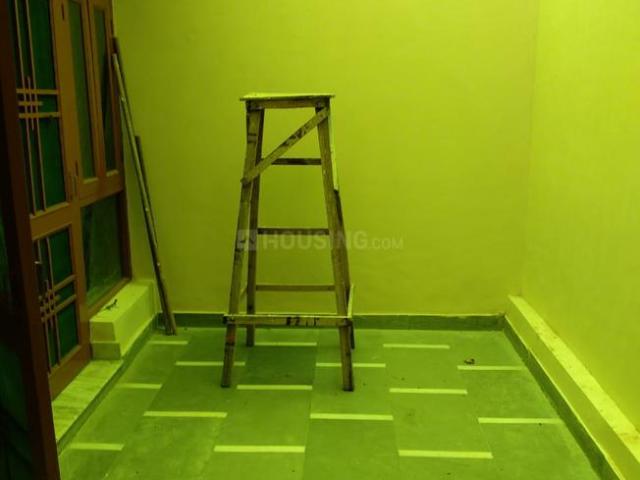 2 BHK Independent House in Mohkam Pur for rent Meerut. The reference number is 9426240