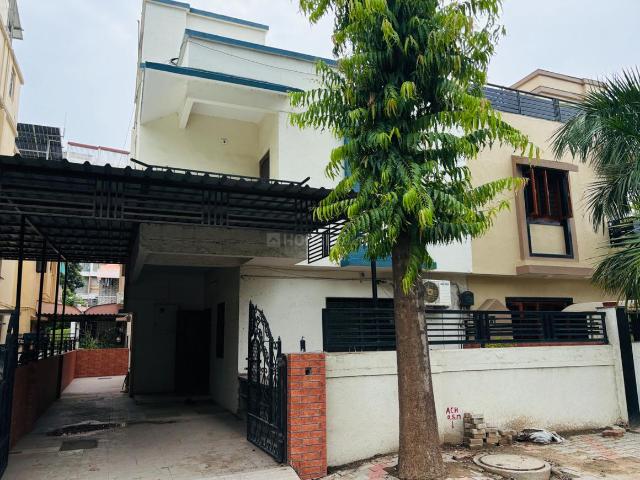 2 BHK Independent House in Motera for rent Ahmedabad. The reference number is 20651190