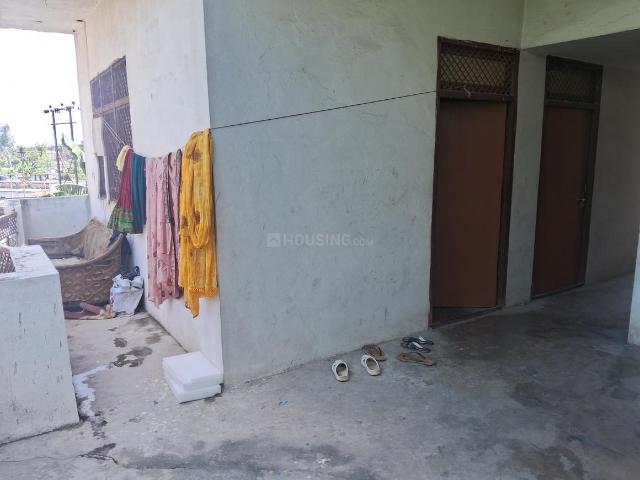 2 BHK Independent House in Mughalsarai for rent Varanasi. The reference number is 18426516