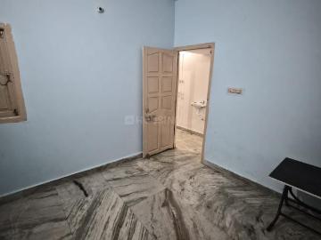 2 BHK Independent House in Muhammadpur for rent Patna. The reference number is 20370443
