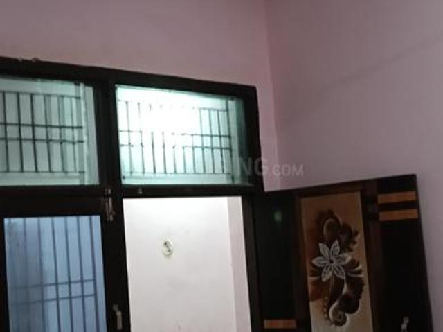 2 BHK Independent House in Mukundpur for rent New Delhi. The reference number is 19306815