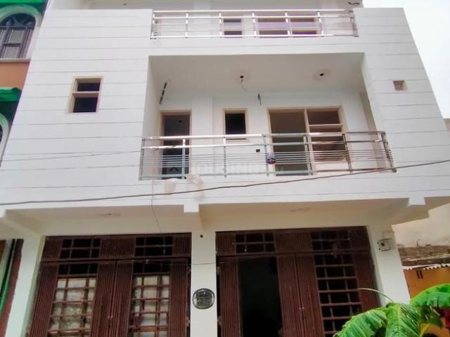 2 BHK Independent House in Nangloi for rent New Delhi. The reference number is 11471503