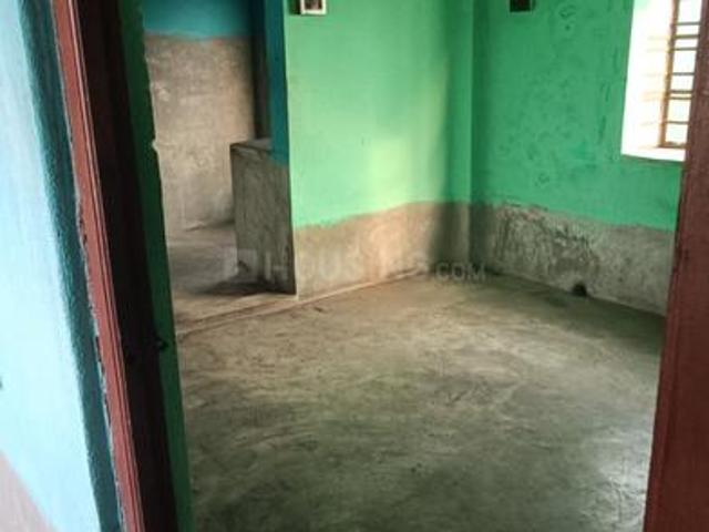 2 BHK Independent House in Naihati for rent North 24 Parganas District. The reference number is 20561714