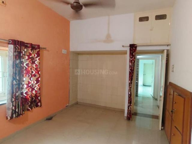 2 BHK Independent House in Navrangpura for rent Ahmedabad. The reference number is 21109443