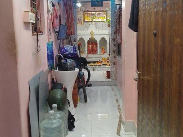 2 BHK Independent House in Nazirabad for resale Kolkata. The reference number is 20618202