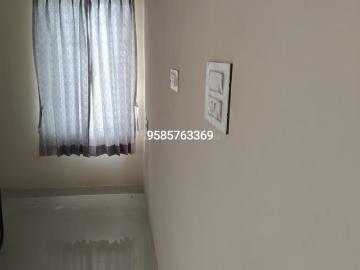 2 BHK Independent House in Nehru Nagar West for rent Coimbatore. The reference number is 20248027