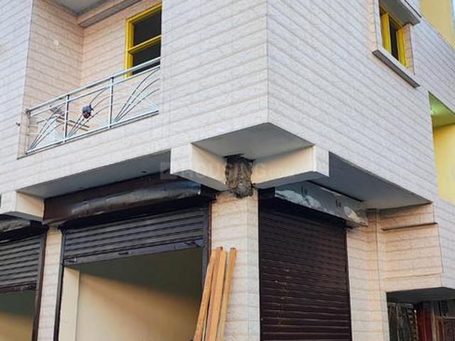 2 BHK Independent House in New Ashok Nagar for resale New Delhi. The reference number is 20487424