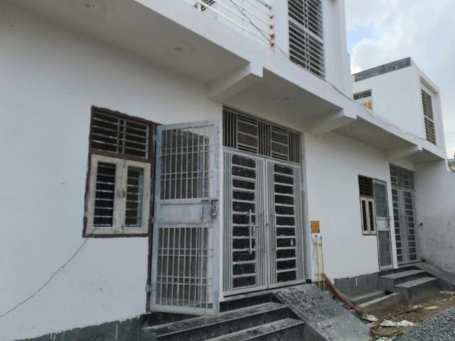 2 BHK Independent House in Chipiyana Buzurg for resale Ghaziabad. The reference number is 21103600