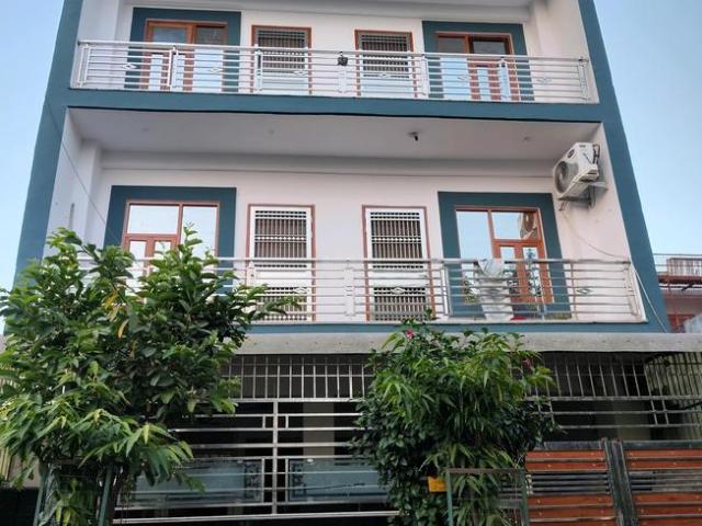 2 BHK Independent House in Omicron III for rent Greater Noida. The reference number is 17139964