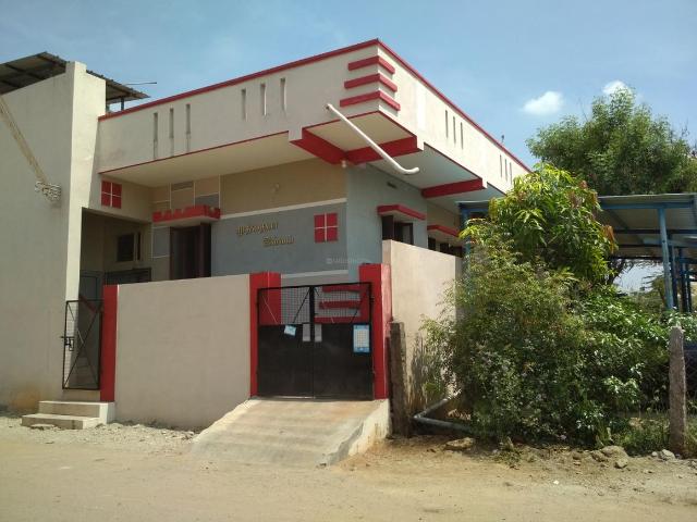 2 BHK Independent House in Otthakadai for rent Madurai. The reference number is 8172356