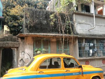 2 BHK Independent House in Paikpara for resale Kolkata. The reference number is 19624932