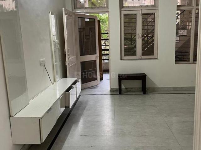2 BHK Independent House in Paschim Vihar for rent New Delhi. The reference number is 18517320