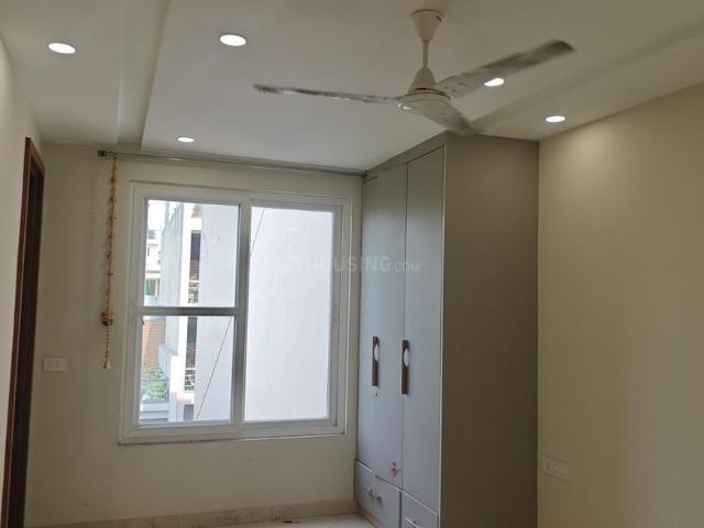 2 BHK Independent House in Paschim Vihar for rent New Delhi. The reference number is 21111306