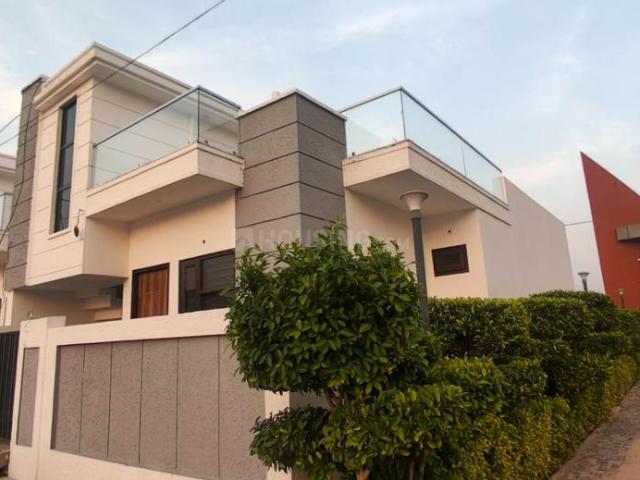 2 BHK Independent House in Pathauli Village for resale Agra. The reference number is 20402264