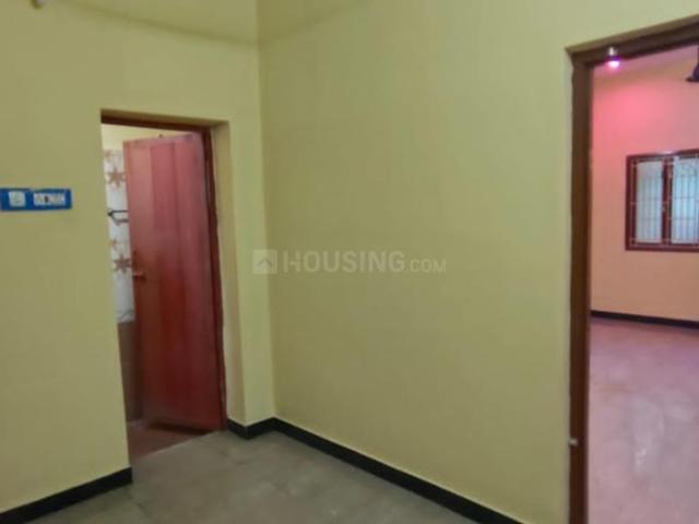 2 BHK Independent House in Peramanur for rent Salem. The reference number is 21325789