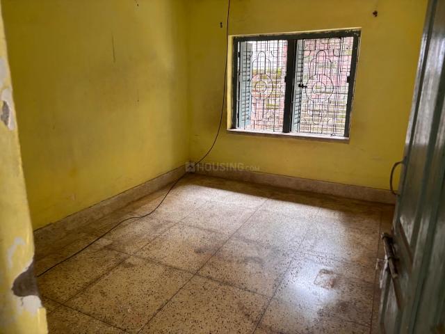 2 BHK Independent House in Picnic Garden for rent Kolkata. The reference number is 20986278