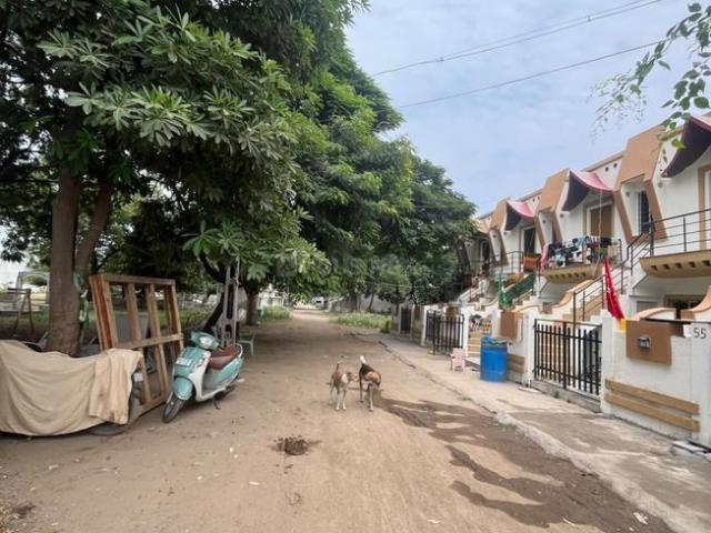 2 BHK Independent House in Pipaliya for resale Rajkot. The reference number is 21105401