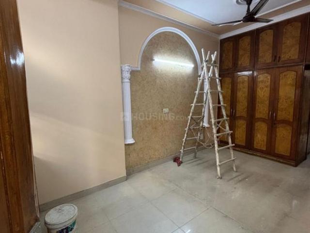 2 BHK Independent House in Pitampura for rent New Delhi. The reference number is 18395635