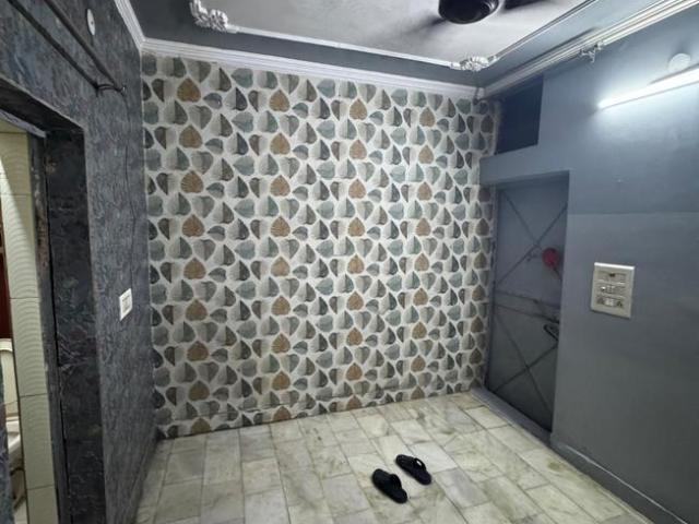 2 BHK Independent House in Pitampura for rent New Delhi. The reference number is 20990995