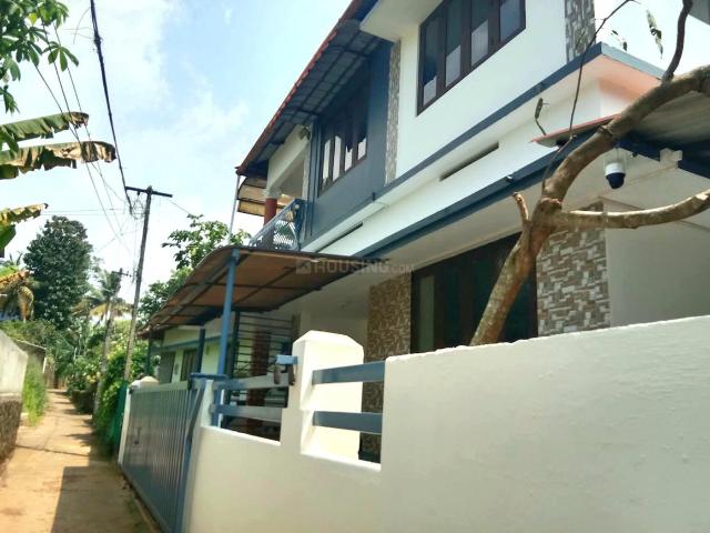 2 BHK Independent House in Poovanthuruthu for rent Kottayam. The reference number is 21303443