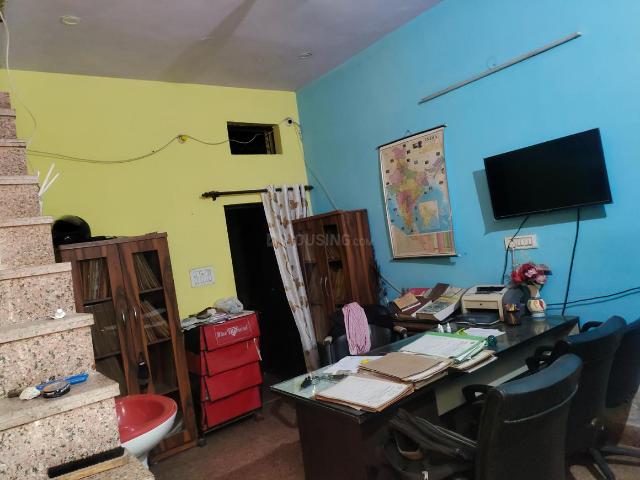 2 BHK Independent House in Qutub Vihar for resale New Delhi. The reference number is 15585930