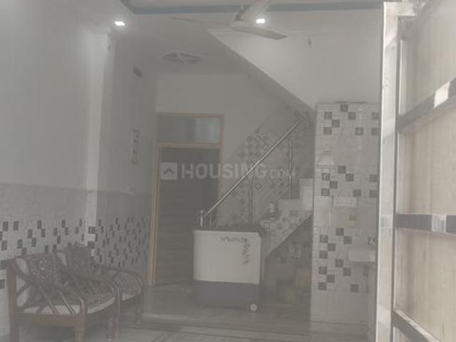 2 BHK Independent House in Qutub Vihar for resale New Delhi. The reference number is 21290694