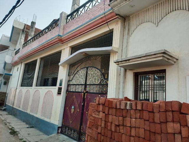 2 BHK Independent House in Ram Nagar for resale Varanasi. The reference number is 18220247