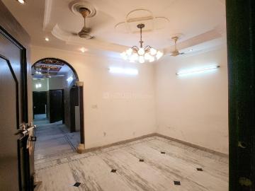 2 BHK Independent House in Ramesh Nagar for resale New Delhi. The reference number is 20494241