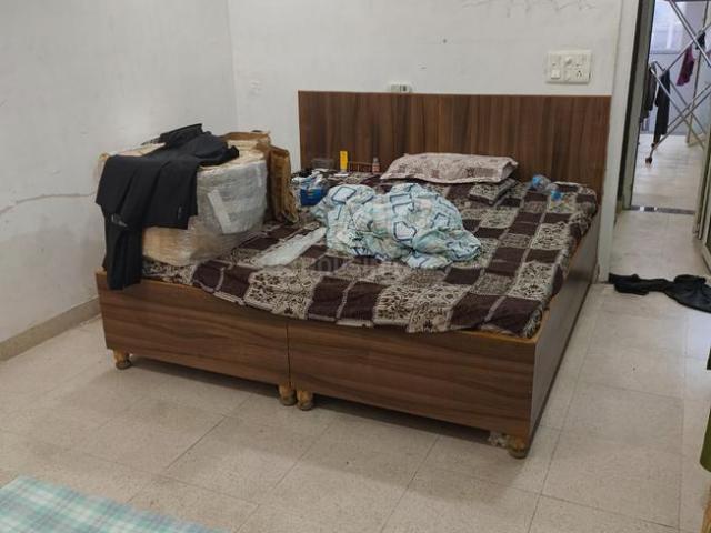 2 BHK Independent House in Ranjit Avenue for rent Amritsar. The reference number is 19648637