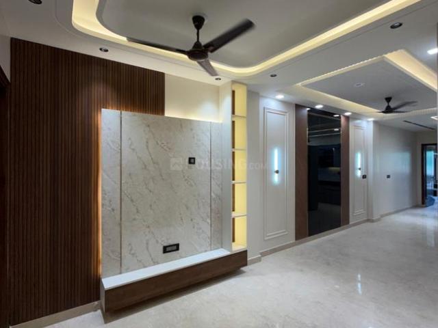 2 BHK Independent House in Rajouri Garden for rent New Delhi. The reference number is 19649993