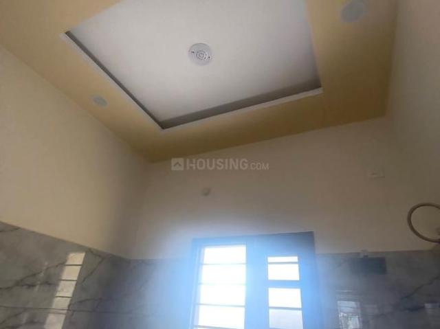 2 BHK Independent House in Red Hills for resale Chennai. The reference number is 20277347