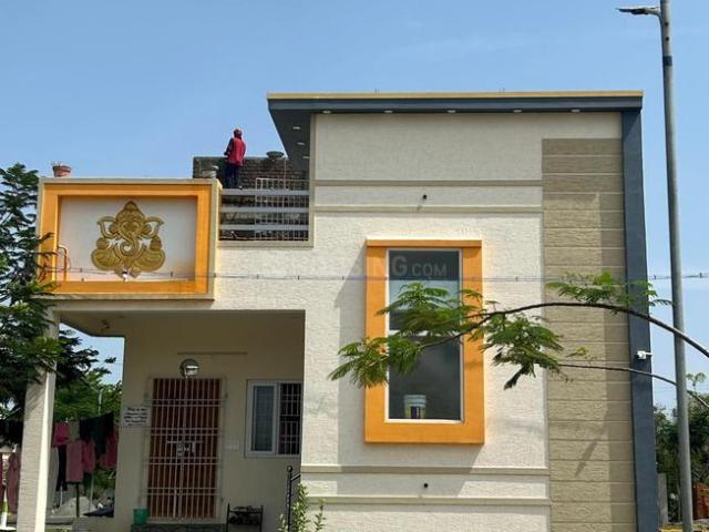 2 BHK Independent House in Red Hills for resale Chennai. The reference number is 20857005