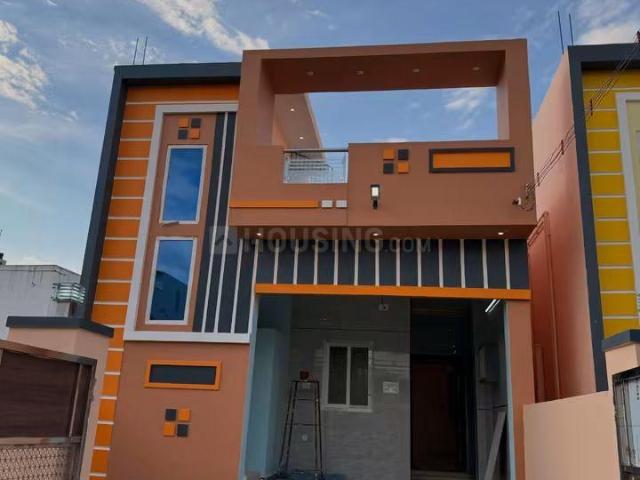 2 BHK Independent House in Red Hills for resale Chennai. The reference number is 20857050