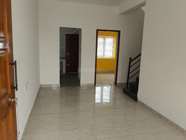 2 BHK Independent House in Red Hills for resale Chennai. The reference number is 21198595