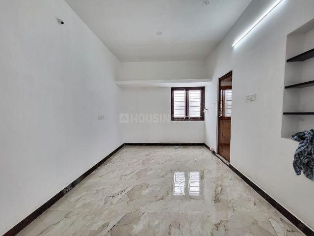 2 BHK Independent House in Red Hills for resale Chennai. The reference number is 21231884