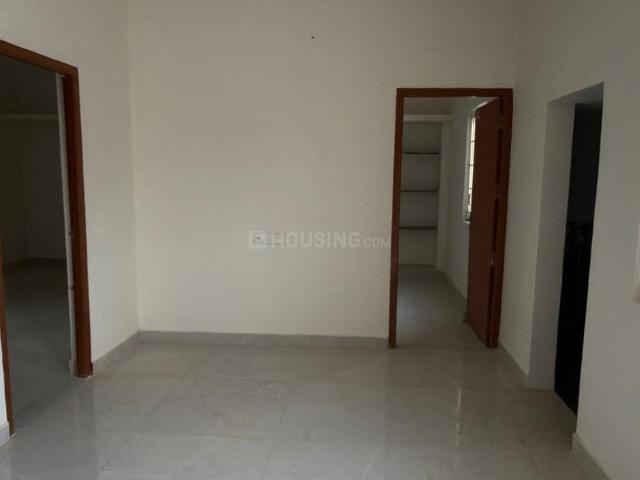 2 BHK Independent House in Reddiyur for rent Salem. The reference number is 20416507