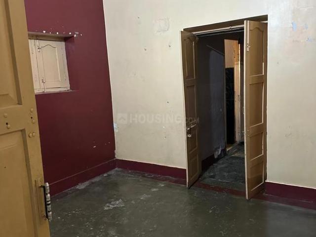 2 BHK Independent House in Sadikpur for rent Patna. The reference number is 21161830