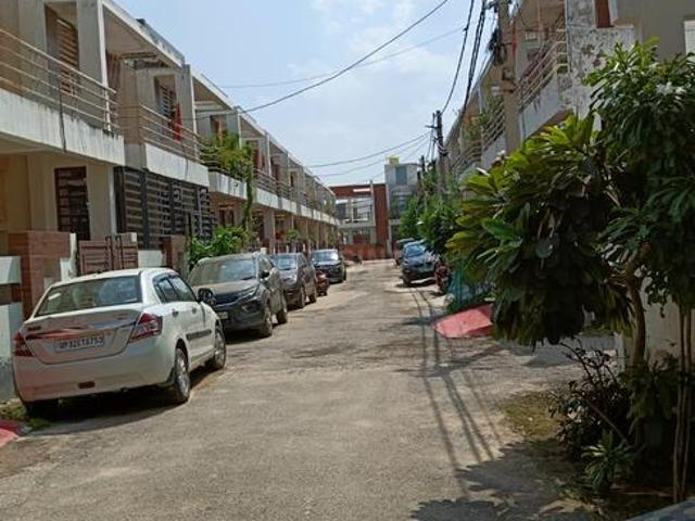 2 BHK Independent House in Sadrauna for rent Lucknow. The reference number is 20550232