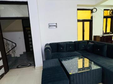 2 BHK Independent House in Saket for rent New Delhi. The reference number is 20445026