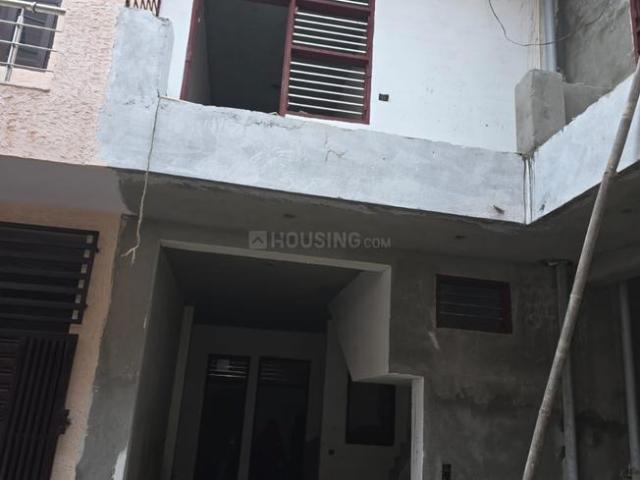 2 BHK Independent House in Sector 104 for resale Gurgaon. The reference number is 19616754