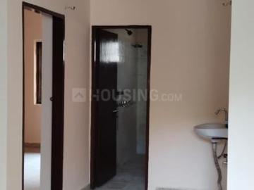 2 BHK Independent House in Sector 105 for rent Noida. The reference number is 11577172